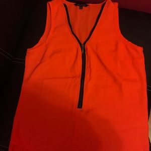 Neon orange top 🧡✨🙌🏼